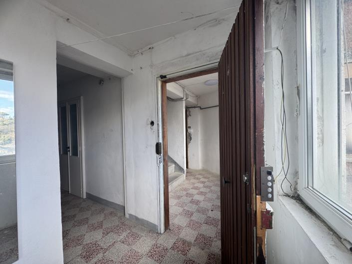 Image No.32-2 Bed Apartment for sale