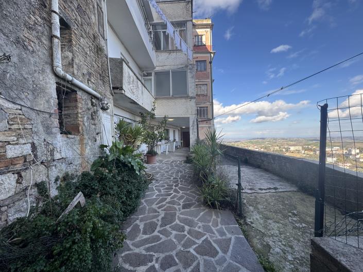 Image No.49-2 Bed Apartment for sale