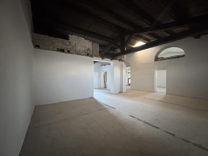 Image No.8-Apartment for sale