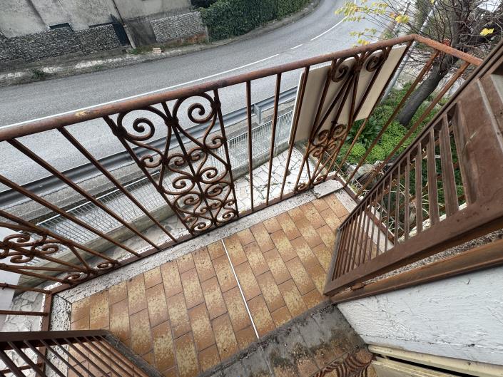 Image No.19-3 Bed Townhouse for sale