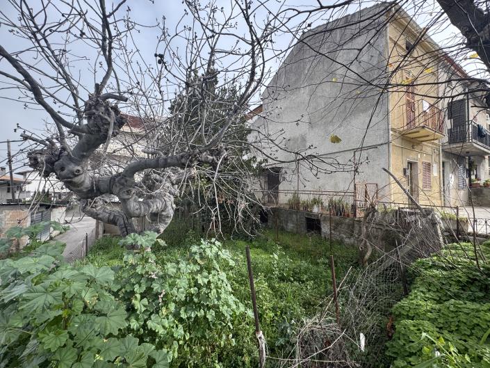 Image No.41-3 Bed Townhouse for sale