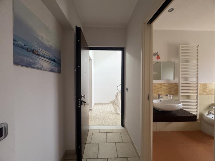 Image No.2-Maison / Villa de 6 chambres à vendre à Pollutri