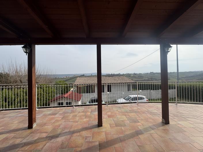 Image No.8-Maison / Villa de 6 chambres à vendre à Pollutri