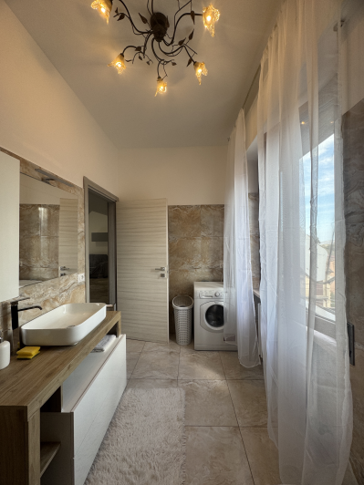 Image No.23-2 Bed Apartment for sale