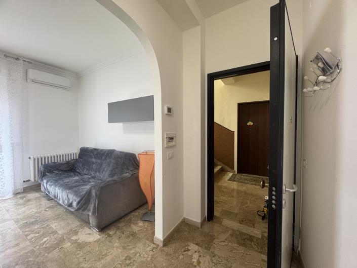 Image No.53-2 Bed Apartment for sale