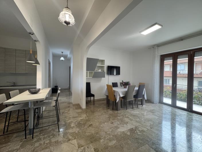 Image No.40-2 Bed Apartment for sale