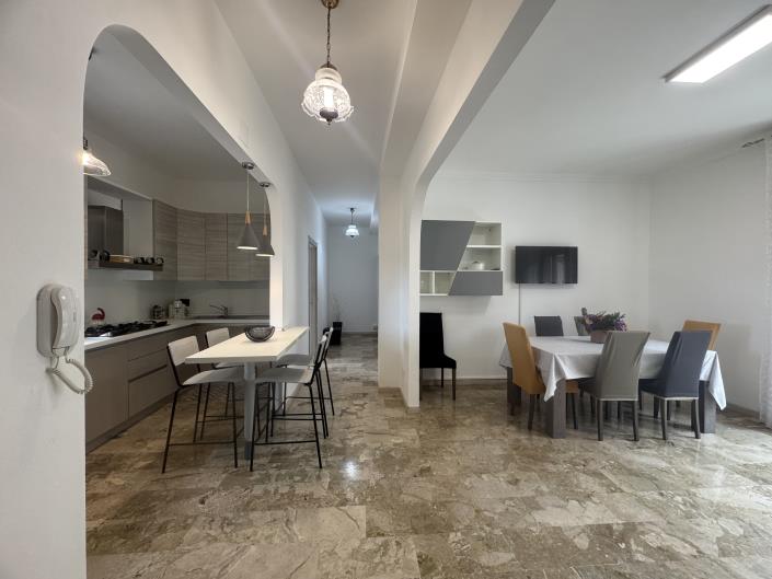 Image No.42-2 Bed Apartment for sale