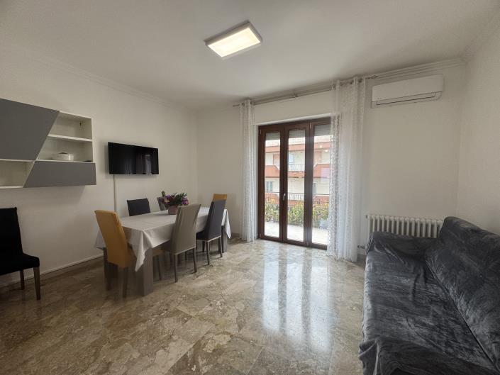 Image No.43-2 Bed Apartment for sale