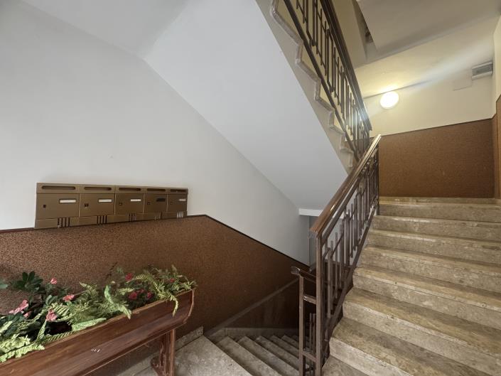 Image No.55-2 Bed Apartment for sale