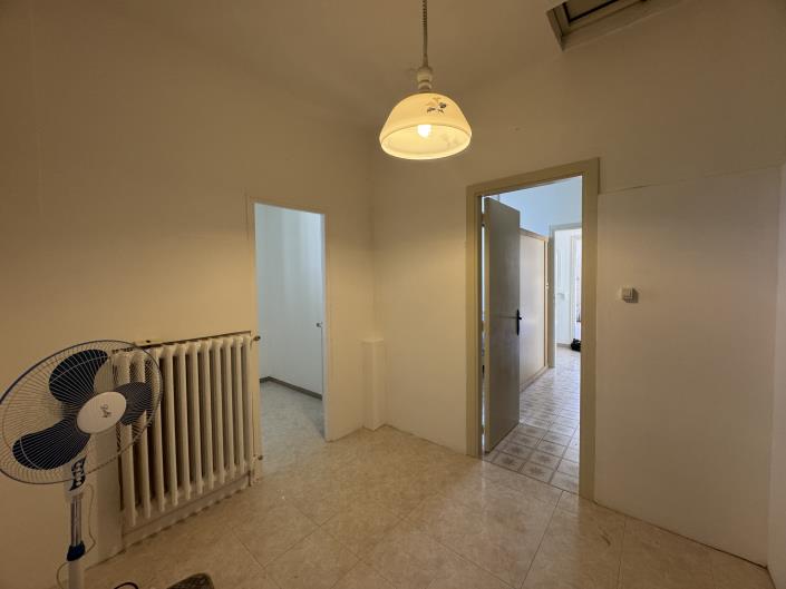 Image No.21-4 Bed Townhouse for sale