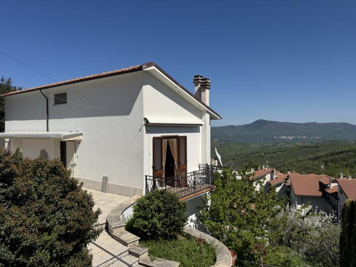 Image No.34-4 Bed Townhouse for sale