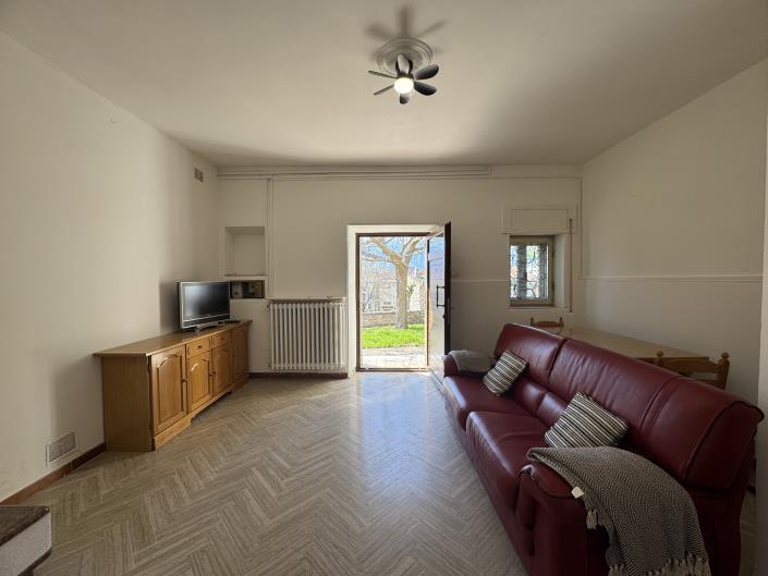 Image No.39-4 Bed Townhouse for sale