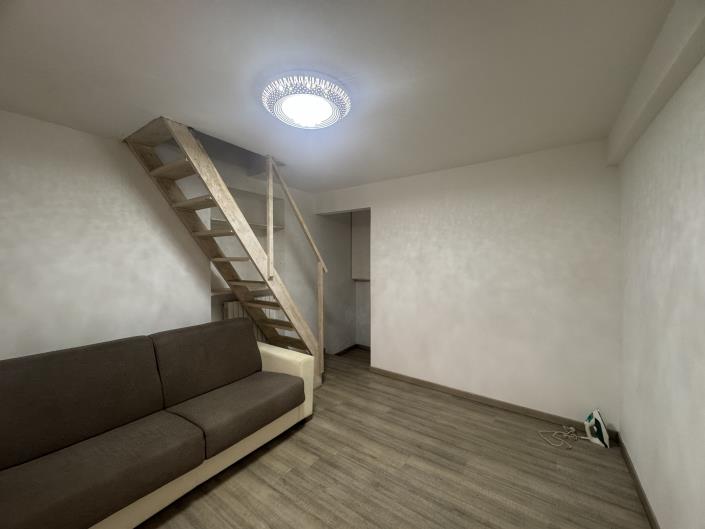 Image No.20-1 Bed Townhouse for sale