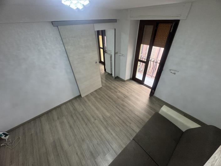 Image No.25-1 Bed Townhouse for sale