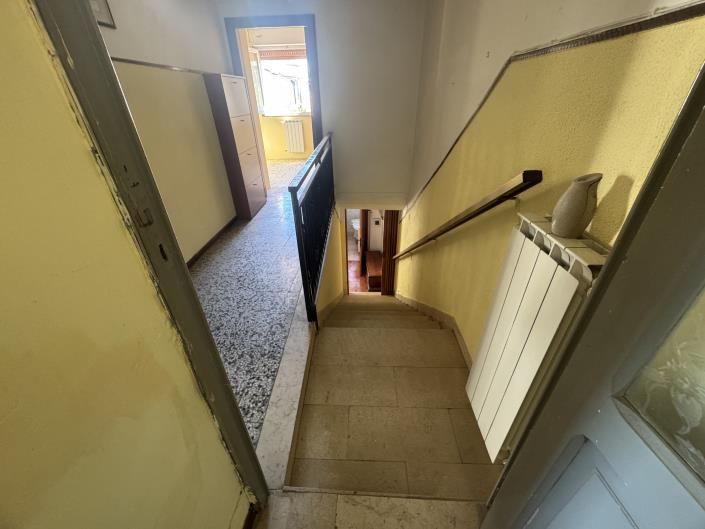 Image No.26-2 Bed Townhouse for sale