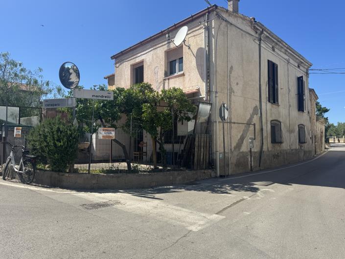 Image No.3-2 Bed Townhouse for sale