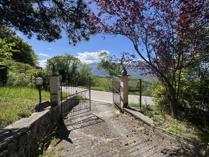 Image No.50-5 Bed Villa / Detached for sale