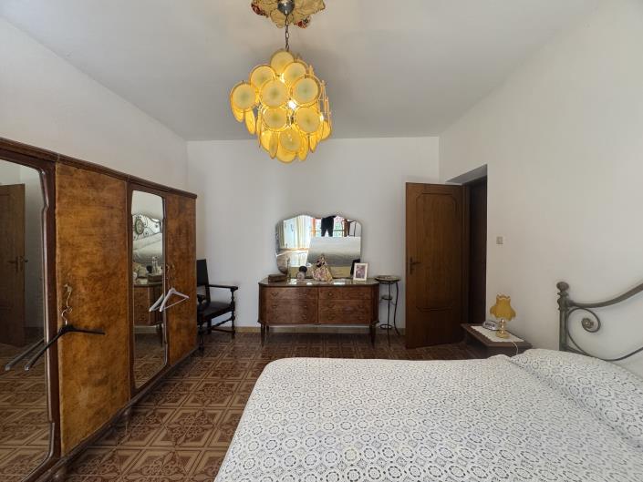Image No.28-5 Bed Villa / Detached for sale