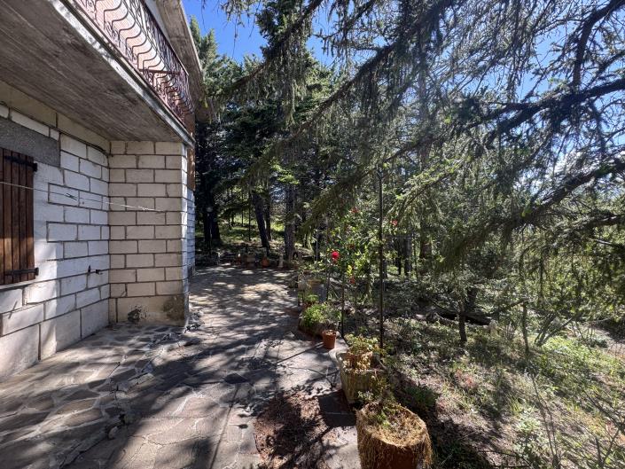Image No.46-5 Bed Villa / Detached for sale