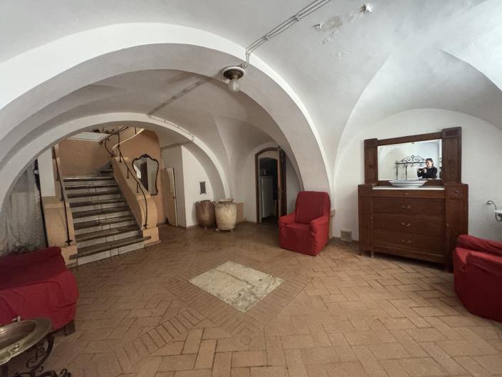 Image No.53-3 Bed Townhouse for sale