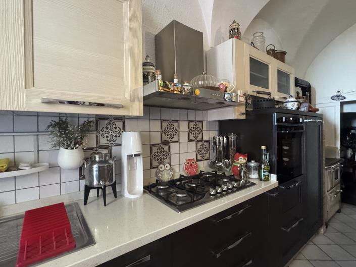 Image No.7-3 Bed Townhouse for sale