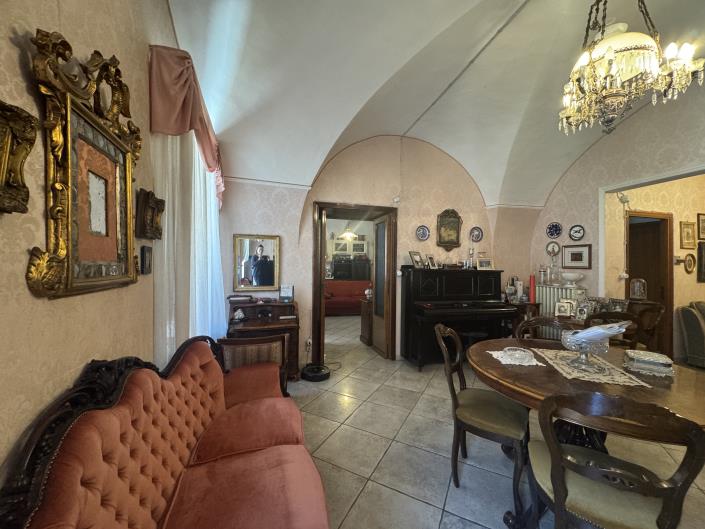 Image No.16-3 Bed Townhouse for sale