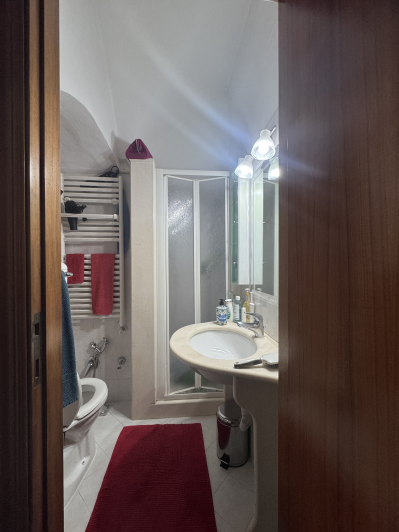Image No.19-3 Bed Townhouse for sale