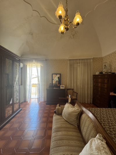 Image No.32-3 Bed Townhouse for sale
