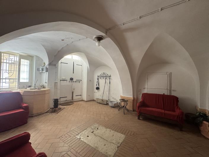 Image No.3-3 Bed Townhouse for sale