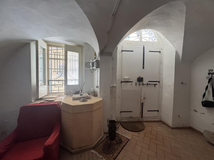 Image No.55-3 Bed Townhouse for sale