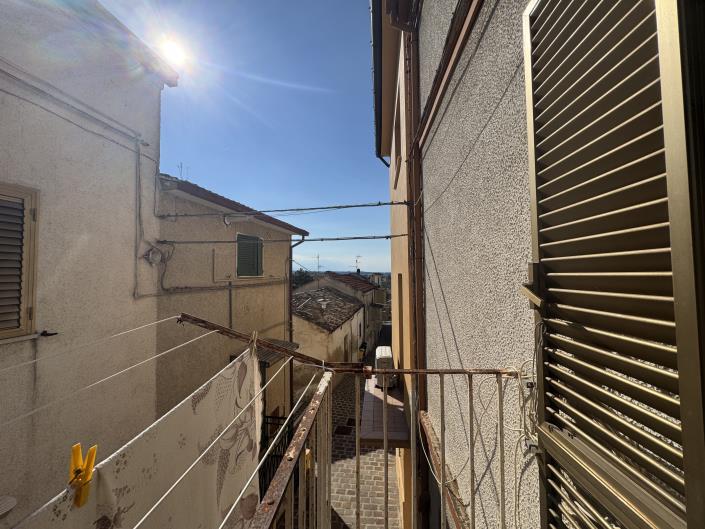 Image No.7-2 Bed Townhouse for sale