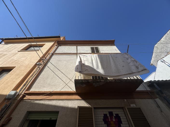 Image No.36-2 Bed Townhouse for sale
