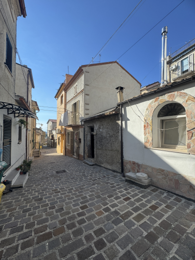 Image No.4-2 Bed Townhouse for sale