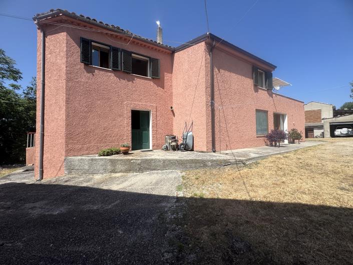 Image No.35-5 Bed Villa / Detached for sale