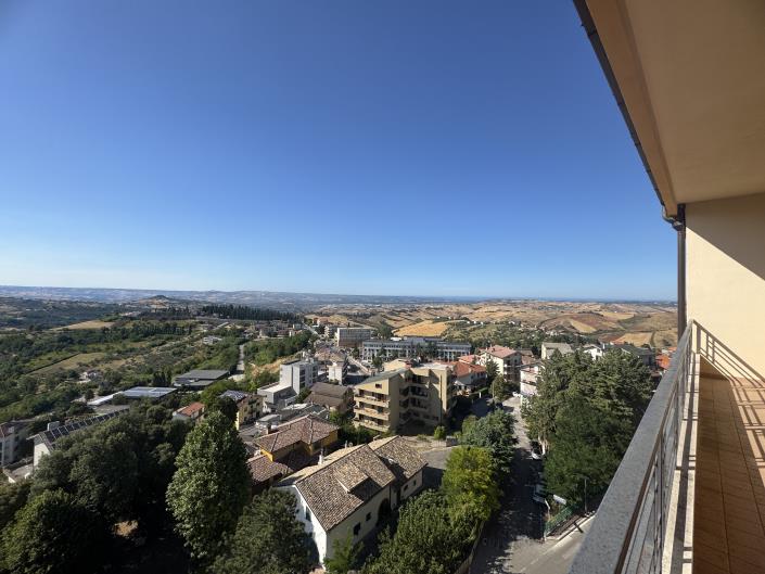 Image No.2-4 Bed Apartment for sale