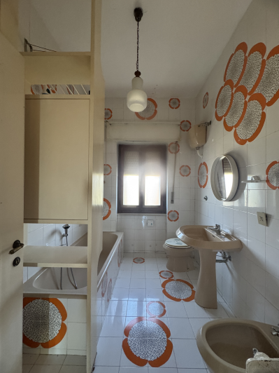 Image No.30-4 Bed Apartment for sale