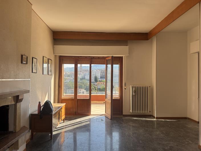 Image No.38-4 Bed Apartment for sale