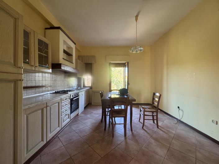 Image No.12-4 Bed Apartment for sale
