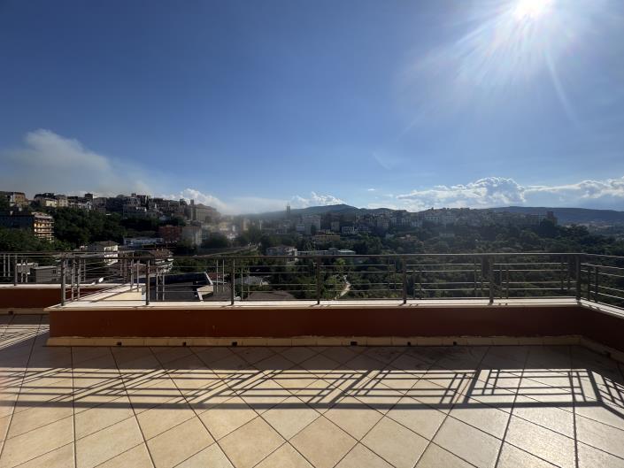 Image No.8-4 Bed Apartment for sale