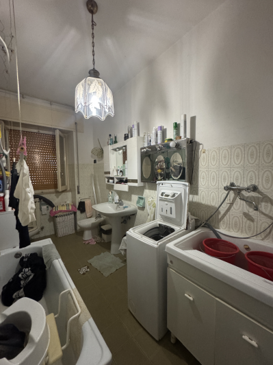 Image No.47-5 Bed Villa / Detached for sale