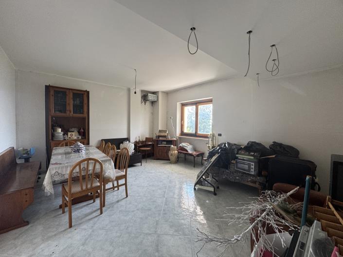 Image No.25-5 Bed Villa / Detached for sale