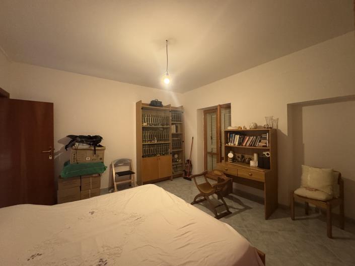 Image No.35-5 Bed Villa / Detached for sale