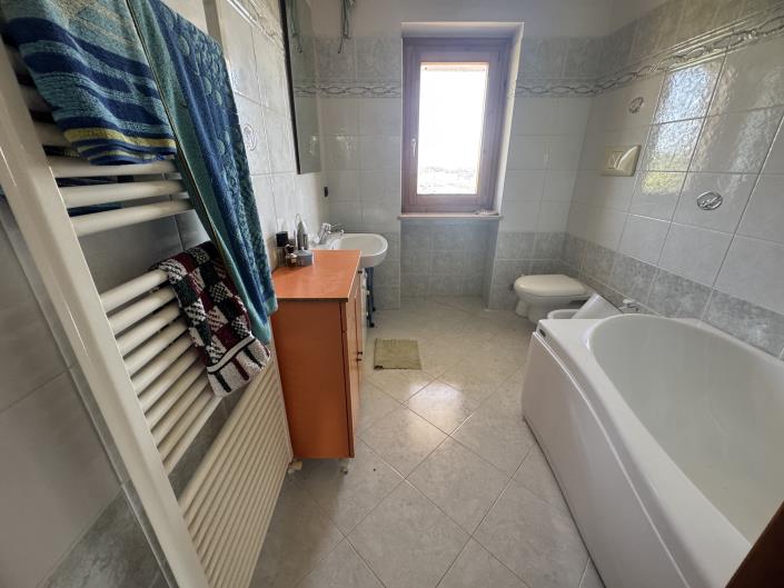 Image No.42-5 Bed Villa / Detached for sale