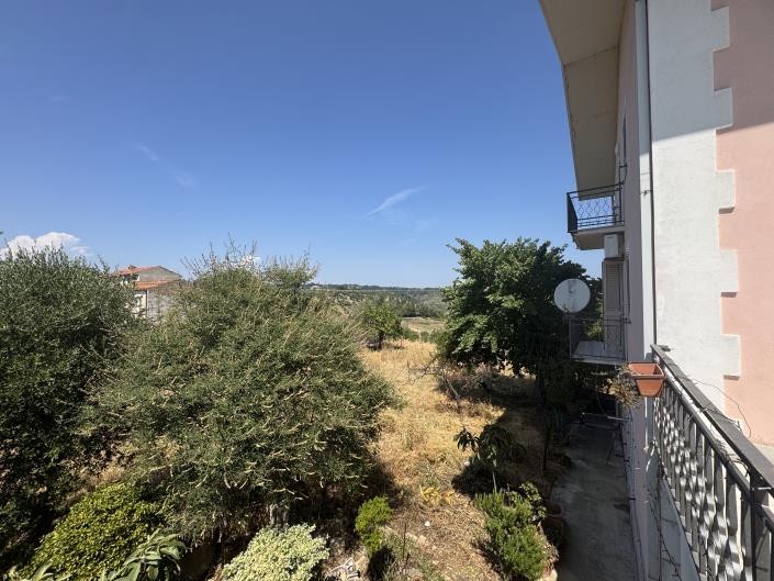 Image No.58-5 Bed Villa / Detached for sale