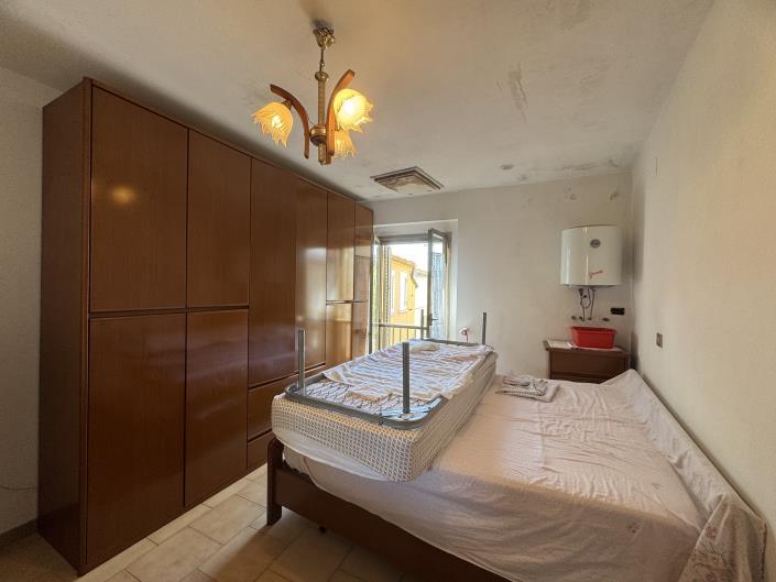 Image No.13-1 Bed Townhouse for sale