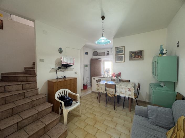 Image No.43-1 Bed Townhouse for sale
