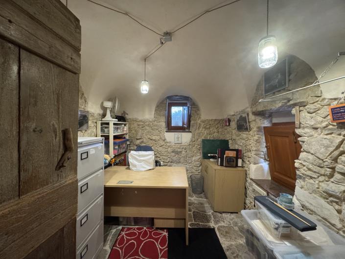 Image No.43-4 Bed Villa / Detached for sale
