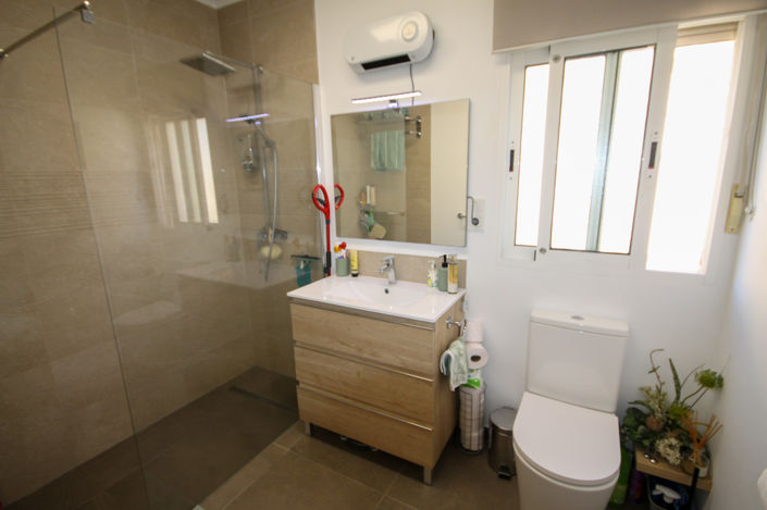 Image No.22-3 Bed House for sale