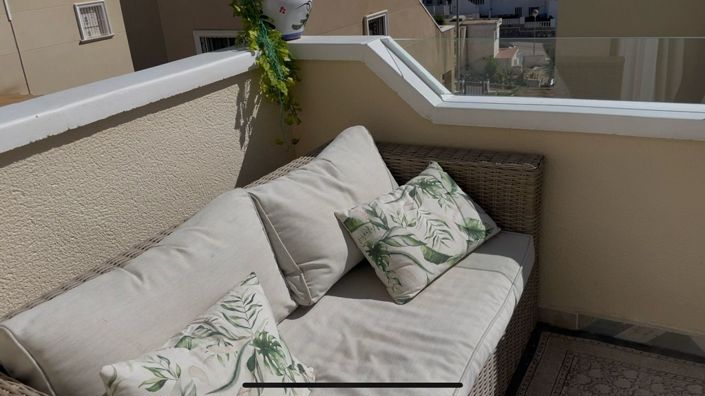 Image No.27-3 Bed House for sale