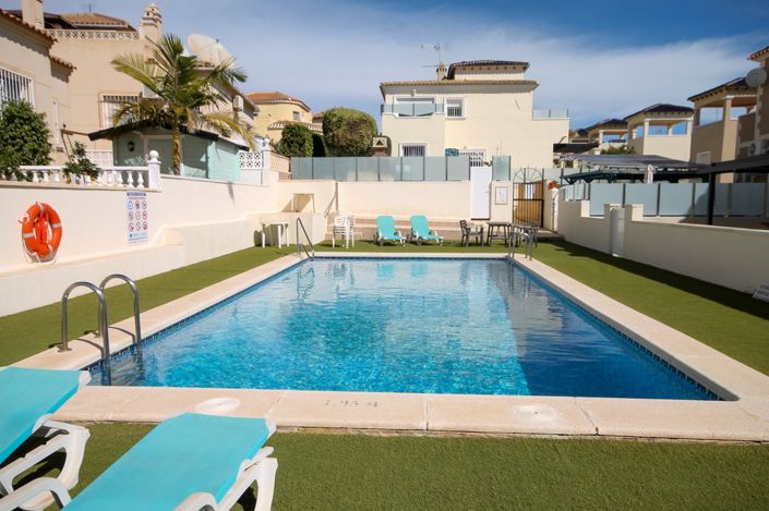 Image No.32-3 Bed House for sale